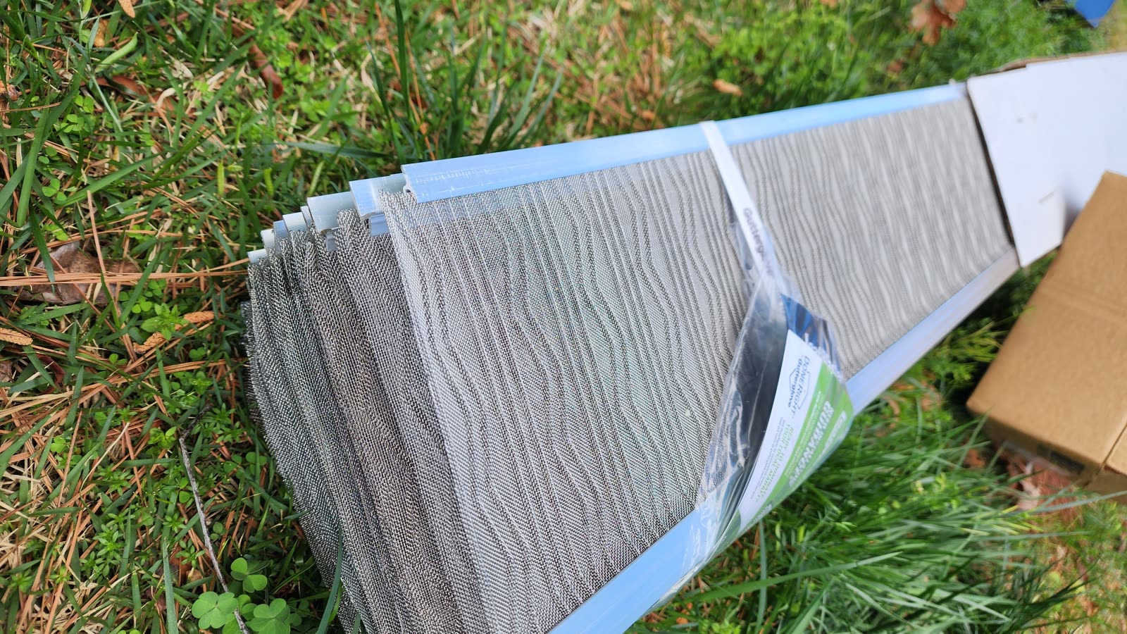 Stainless steel mesh gutter guards